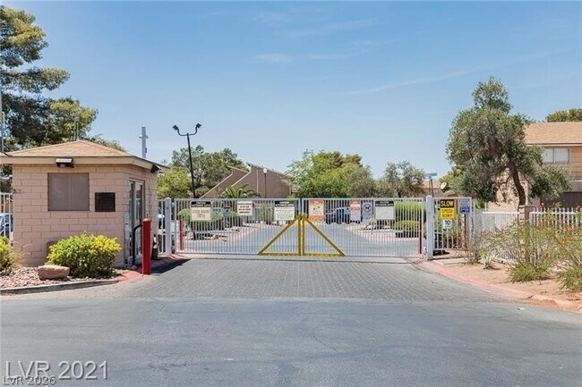 Building Photo - 5187 Greene Ln