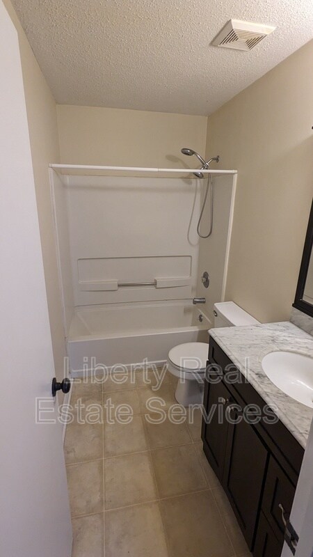 Building Photo - 959 Shady Ln