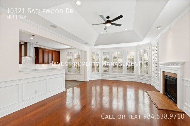 Building Photo - 10321 Sablewood Dr