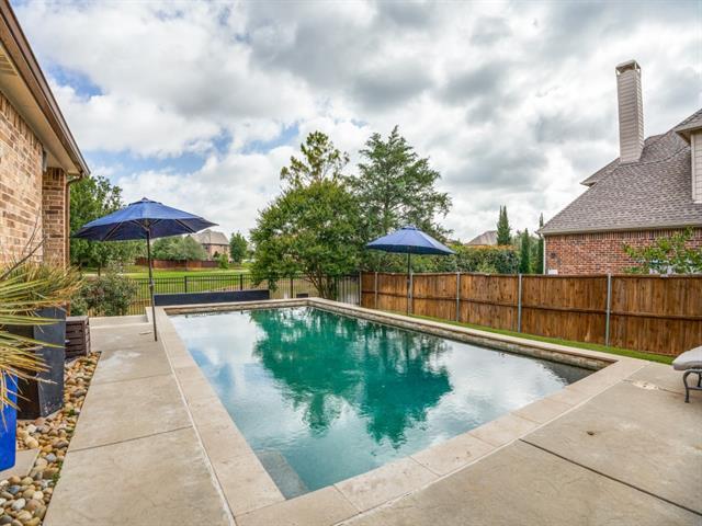 Building Photo - 301 Foxcroft Ln