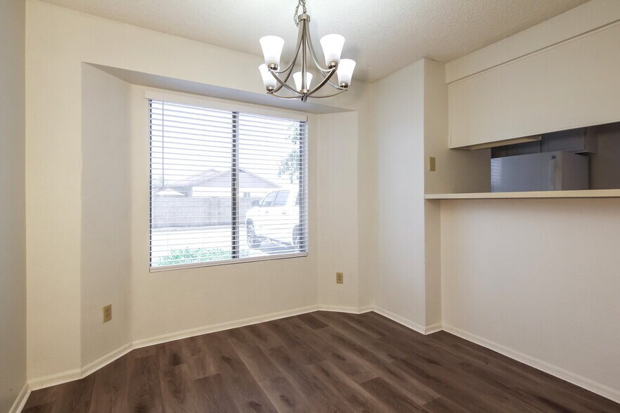 Building Photo - 7040 W Olive Ave