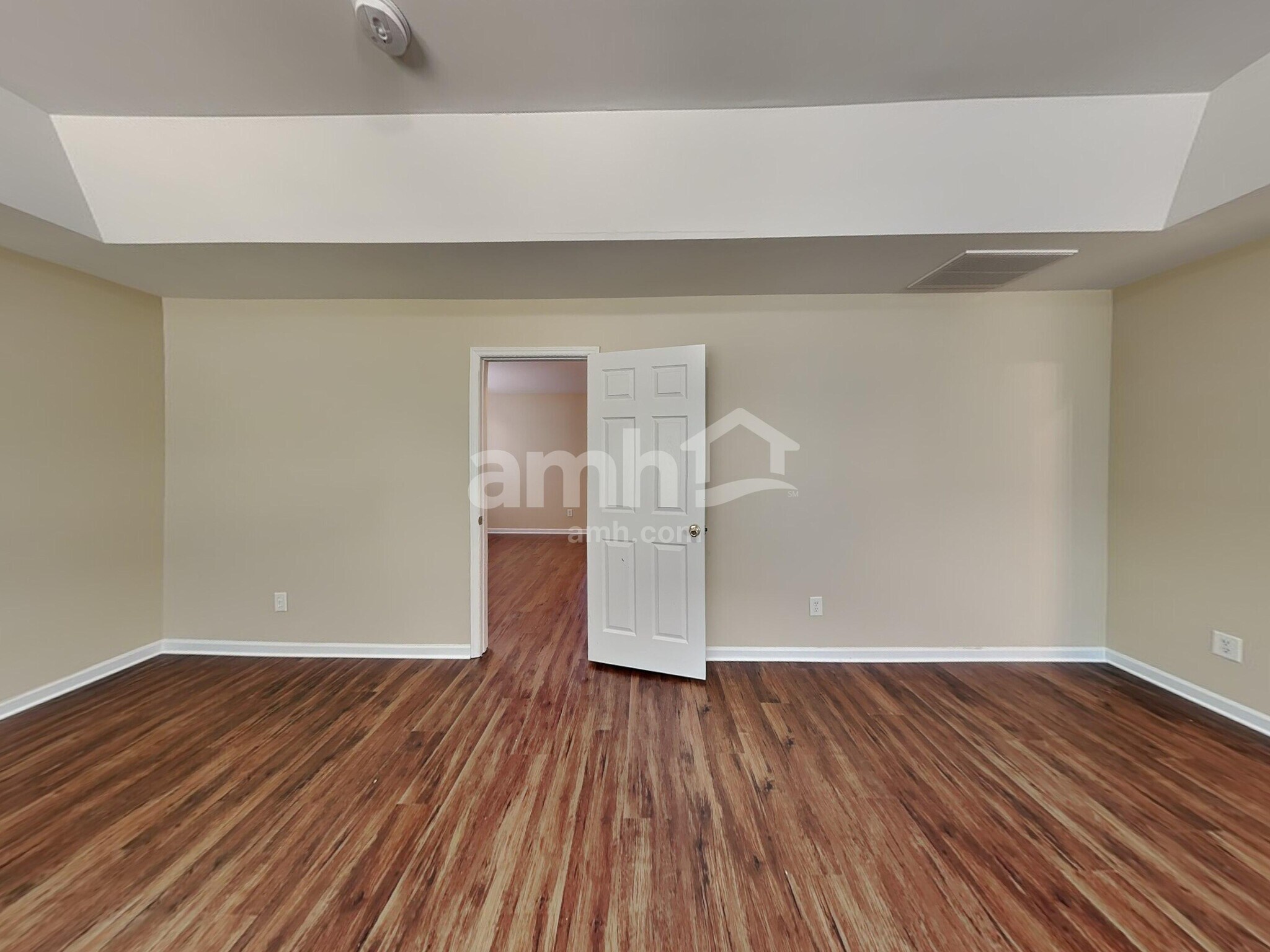 Building Photo - 16109 Long Talon Way