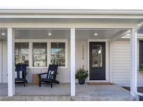 Building Photo - 12215 Westridge Ln