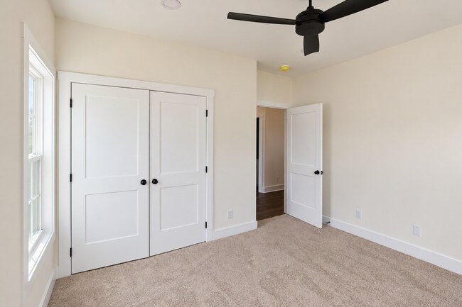 Building Photo - 511 Cottage Wy