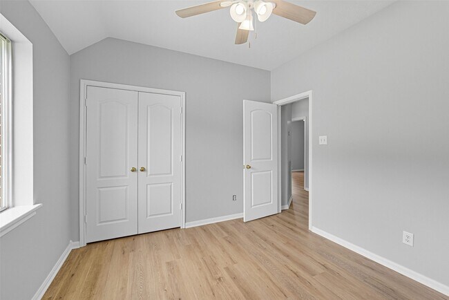 Building Photo - 9431 Tarton Way Ct