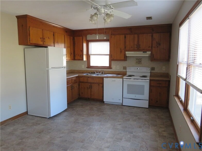 Building Photo - 7078 Ann Cabell Ct
