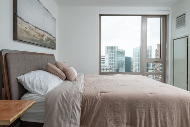 Building Photo - 99 Kneeland St