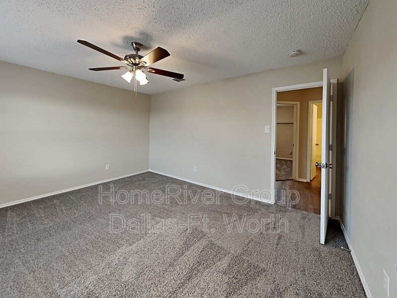 Building Photo - 5324 New Castleton Ln