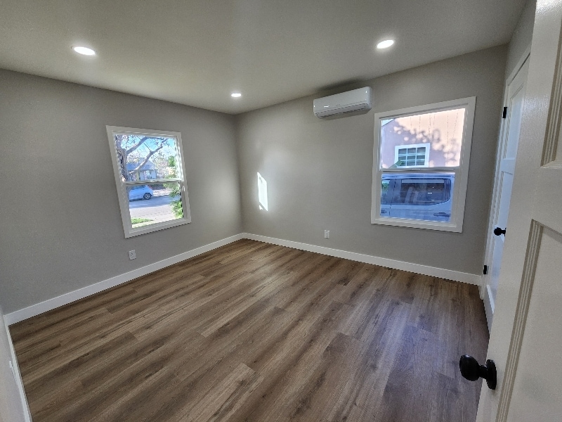 Building Photo - 333 E 61st St