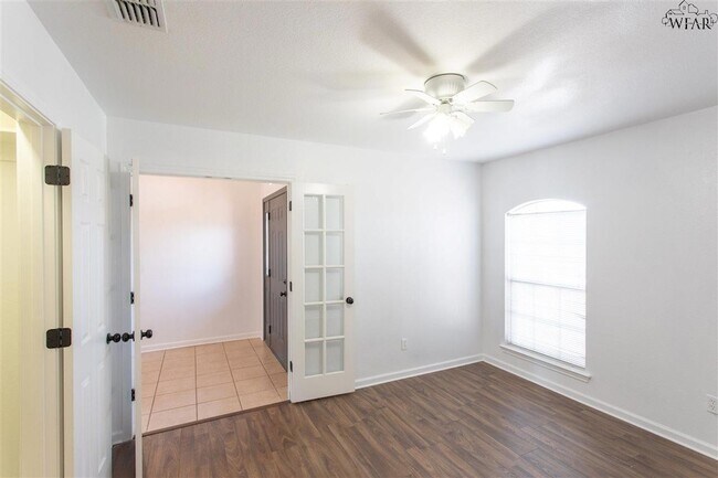 Building Photo - 6051 Laci Ln