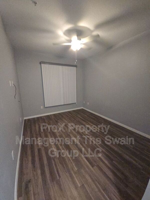 Building Photo - 750 Ave C SW