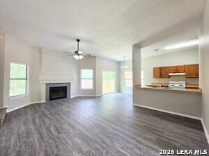 Building Photo - 8562 Serene Ridge Dr