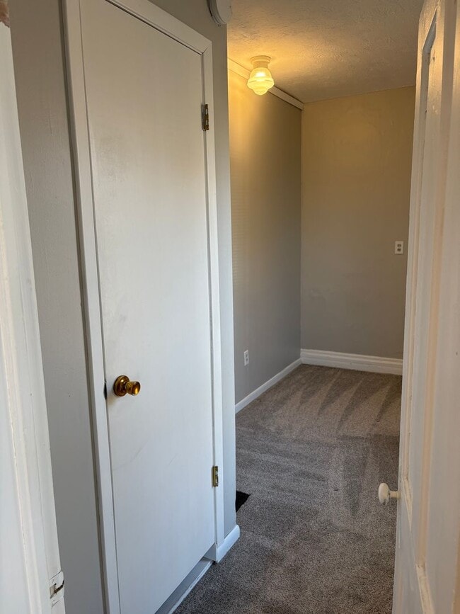 Building Photo - 2147 C St