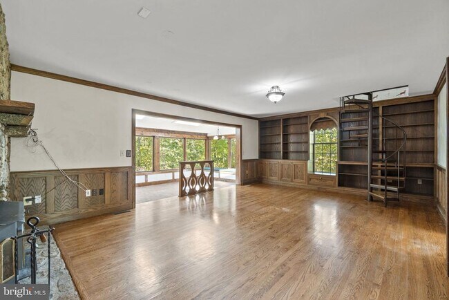 Building Photo - 12780 Chatter Brook Dr