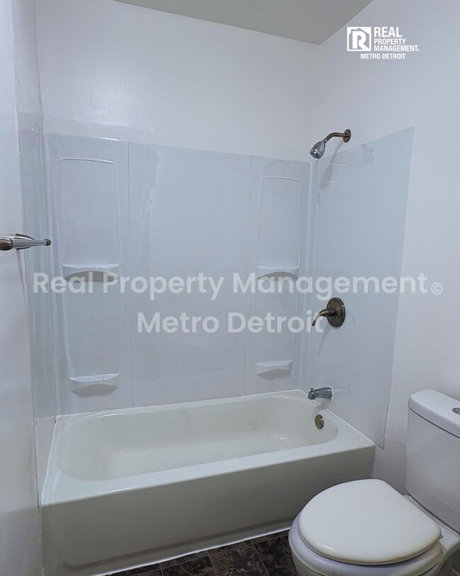 Building Photo - SPRING INTO YOUR NEW HOME