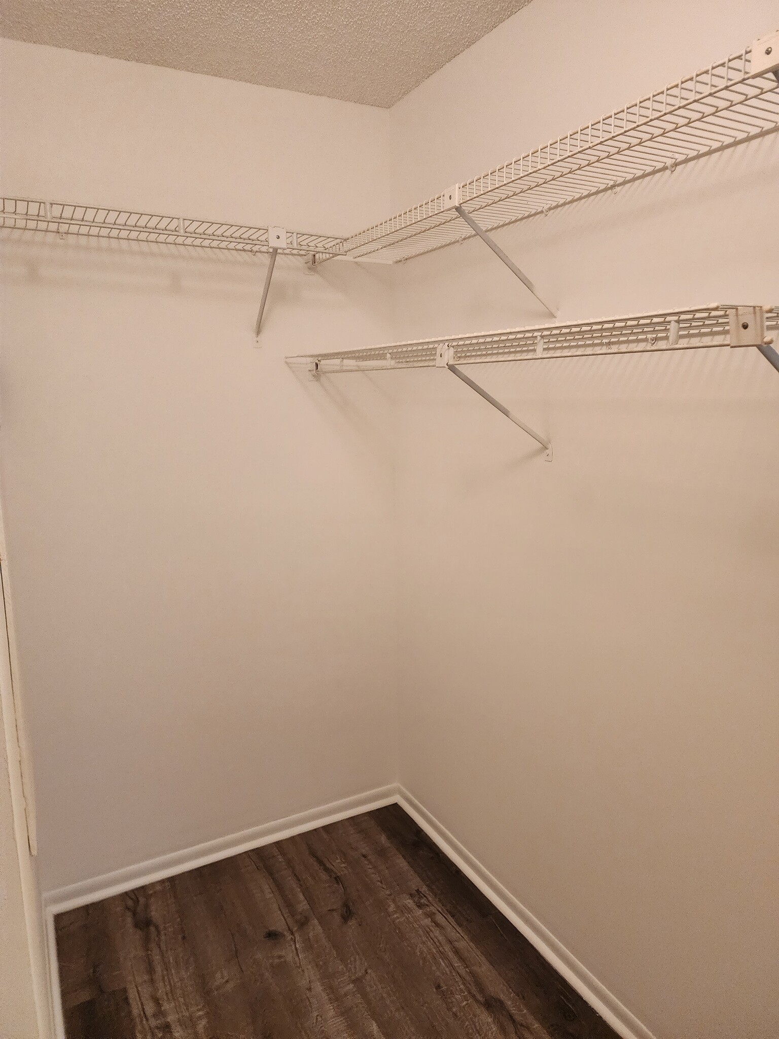 Building Photo - 28 Plantation Dr