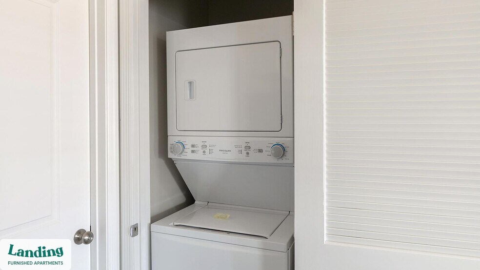 Building Photo - 7 Dairy Crk Rd SW