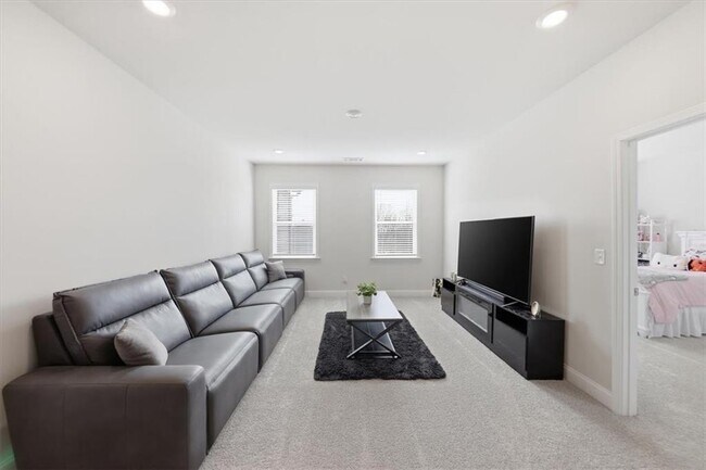 Building Photo - 3939 Alderstone Dr