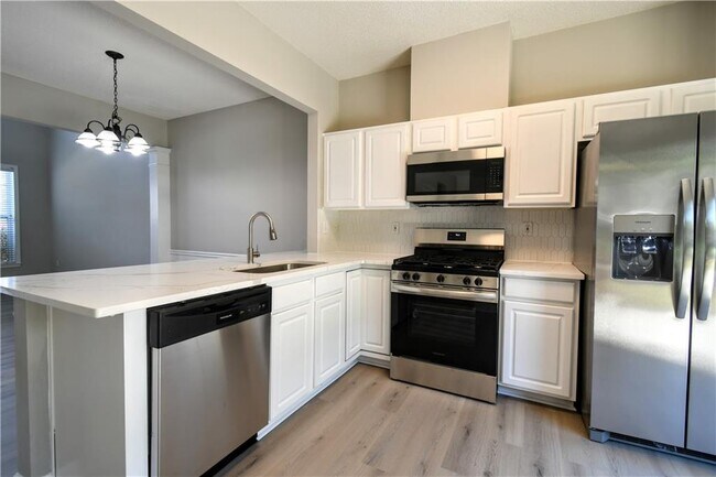 Building Photo - 3905 Timbercreek Cir