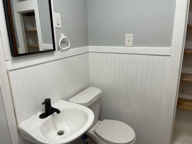 Building Photo - 7927 Red Arrow Hwy