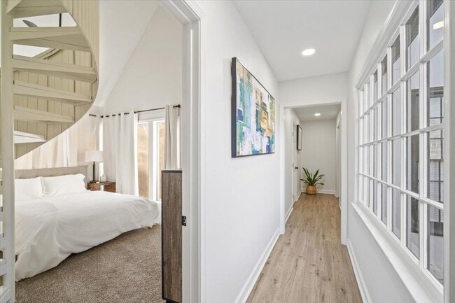 Building Photo - 1361 Poplar Ridge Dr