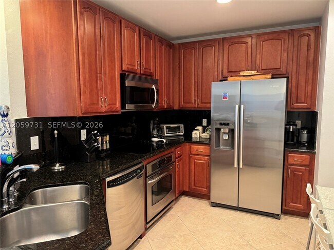Building Photo - 16100 Emerald Estates Dr