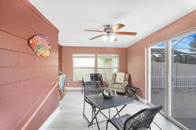 Building Photo - Fully Renovated 2-Bed, 2-Bath Retreat in G...