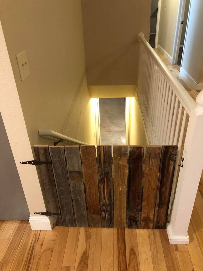 Building Photo - Bright 3 Bed, 2 Bath, Ranch-Style Home in South Fort Collins!