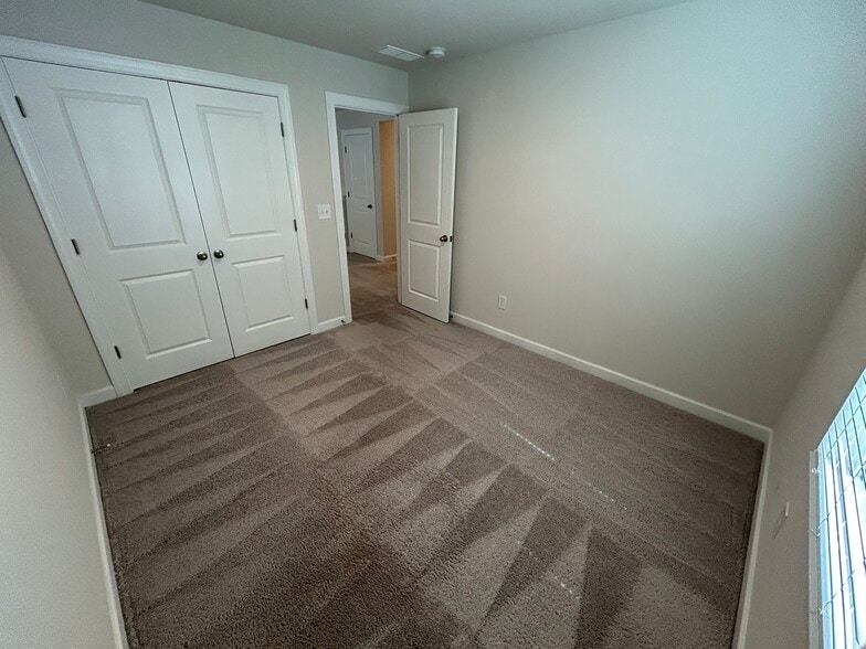 Building Photo - 2016 Belterra Dr