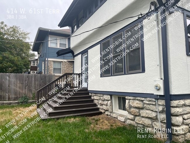 Building Photo - 414 W 61st Terrace