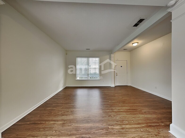 Building Photo - 117 Eagleston Ln