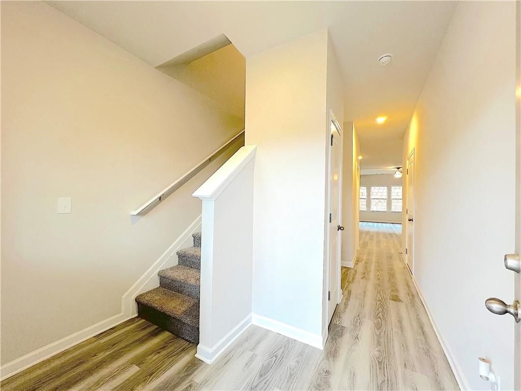 Building Photo - 4141 Oakwood Ter Ct