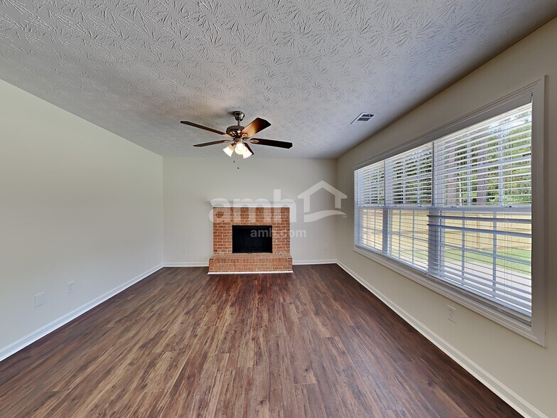 Building Photo - 1307 Bramlett Forest Ct SE
