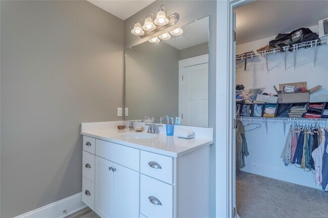 Building Photo - 201 Ave of The Orchards