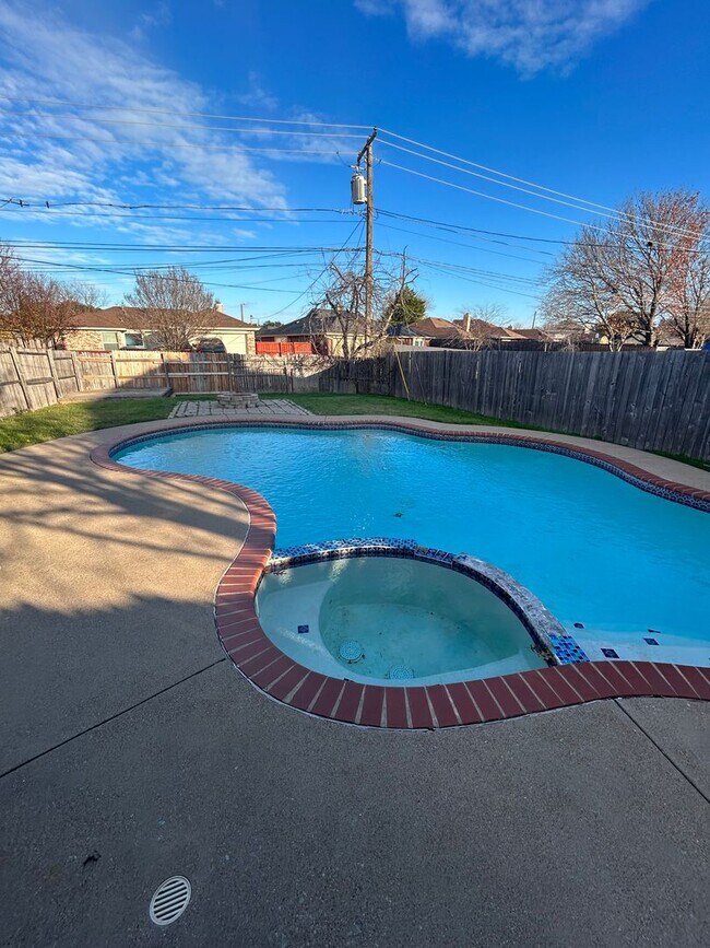 Building Photo - 4420 St Francis Ave