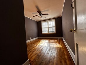 Building Photo - 2514 Greenville St