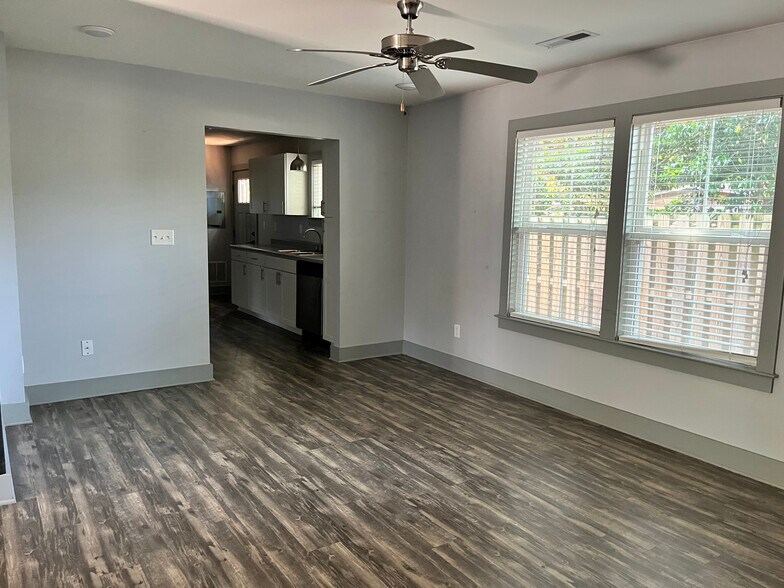 Large living space off of the kitchen. - 202 Dixie Ave
