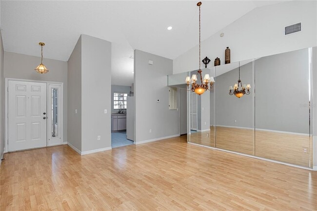 Building Photo - 2411 Bentley Dr