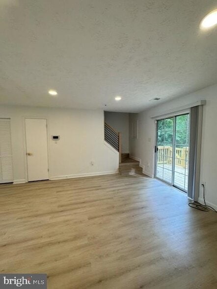 Building Photo - 172 Azalea Ct