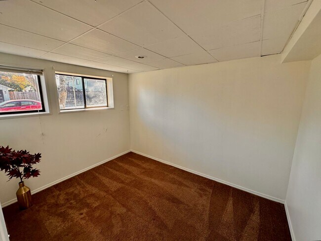 Building Photo - 4BR | 3BA Spacious House with Large Backyard