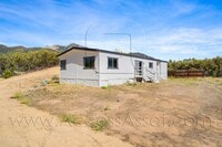 Building Photo - Lovely 2 Bed/2 Bath Manufactured Double-Wide Home In Anza!