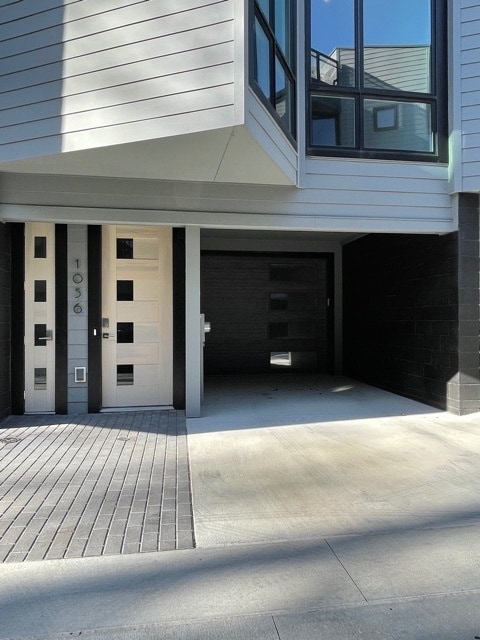 Building Photo - 1058 Kenilworth Ave