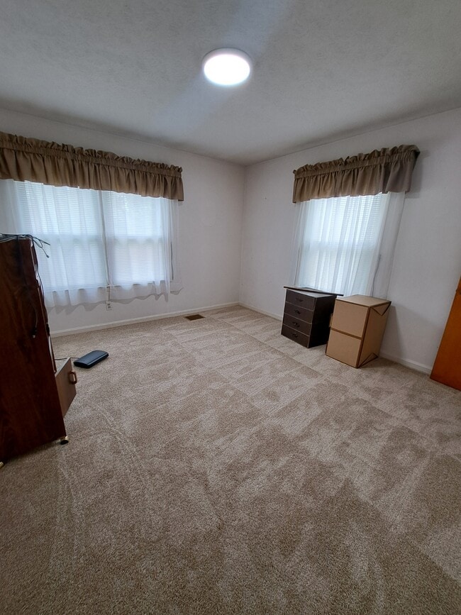 Building Photo - 5049 Pensacola Blvd