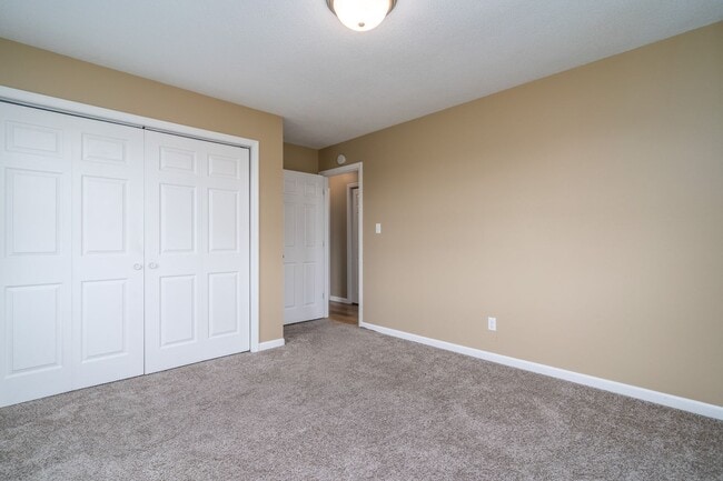 Building Photo - Beautiful Single Family Home