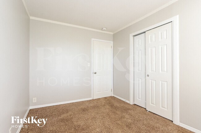 Building Photo - 203 Caddy Ave