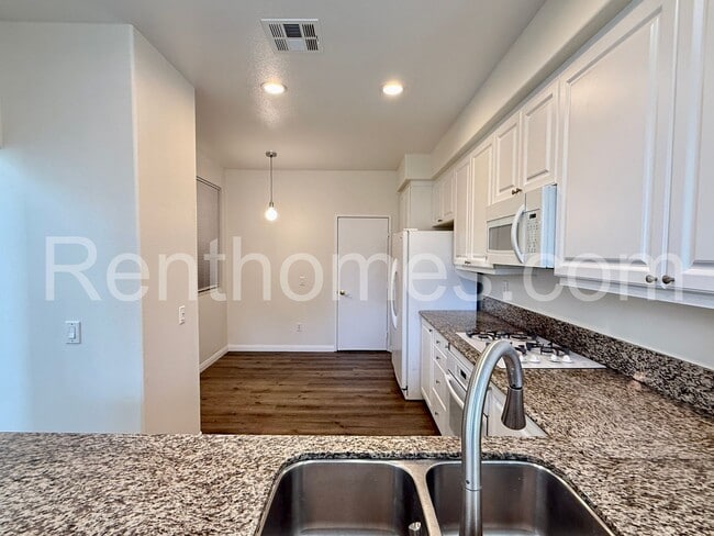 Building Photo - 11679 Westview Pkwy