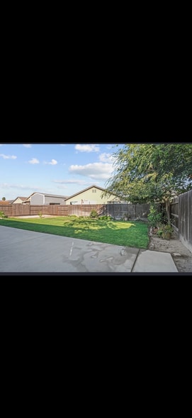 Building Photo - 851 Boulder Dr