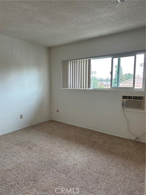 Building Photo - 1026 La Cadena Ave