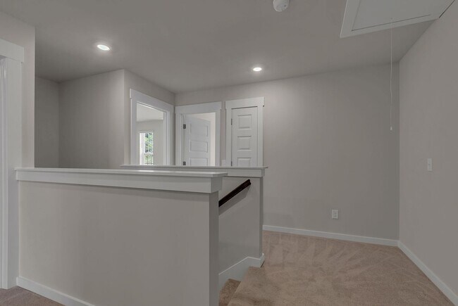 Building Photo - 2052 Nectar Ln