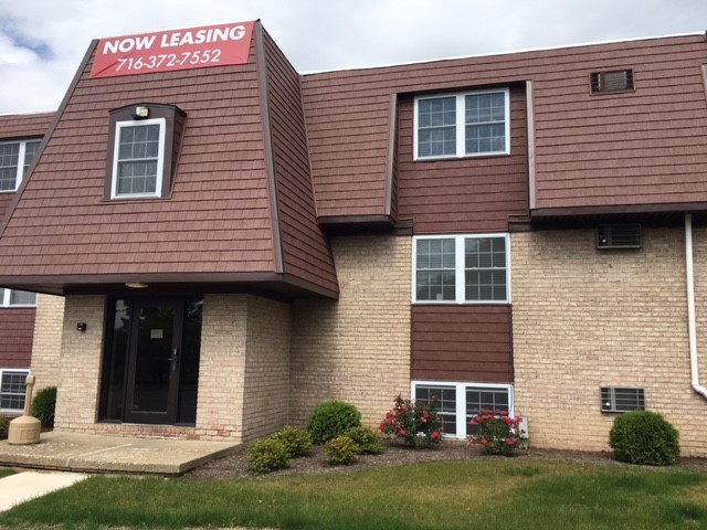 Building Photo - Edinboro Country Square Apartments